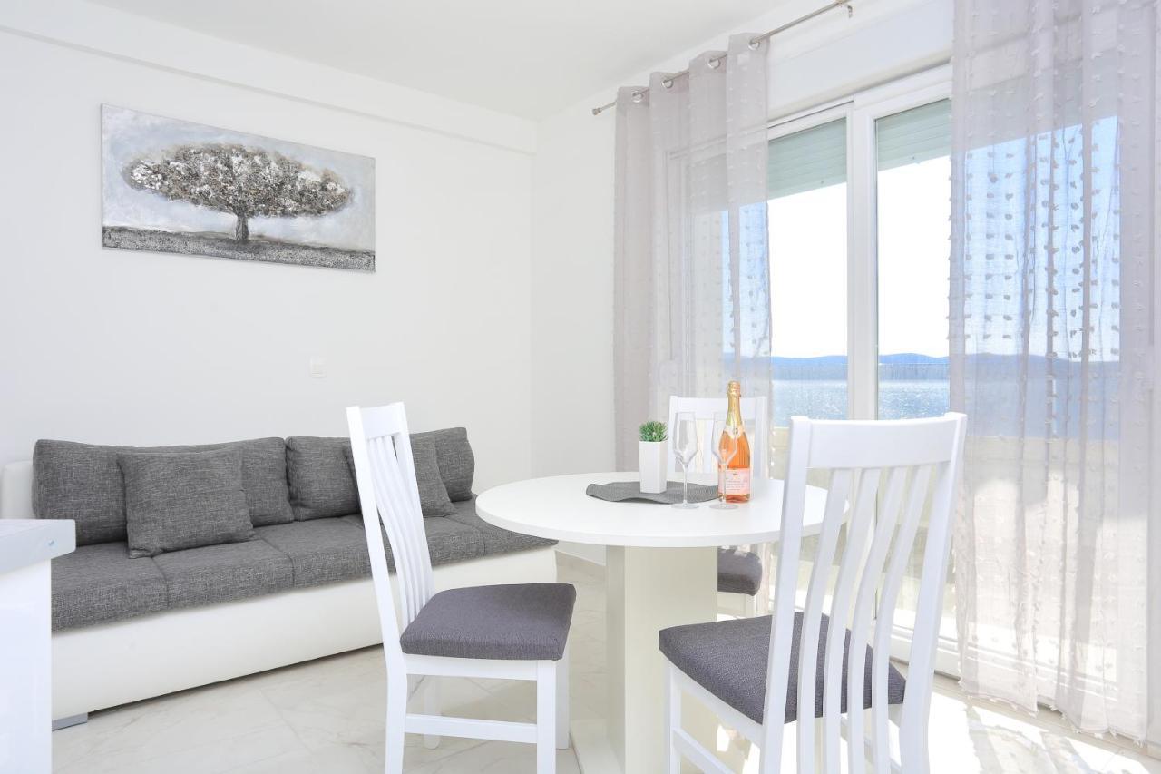 Family Friendly Apartments With A Swimming Pool Zivogosce - Porat, Makarska - 18150 Buitenkant foto